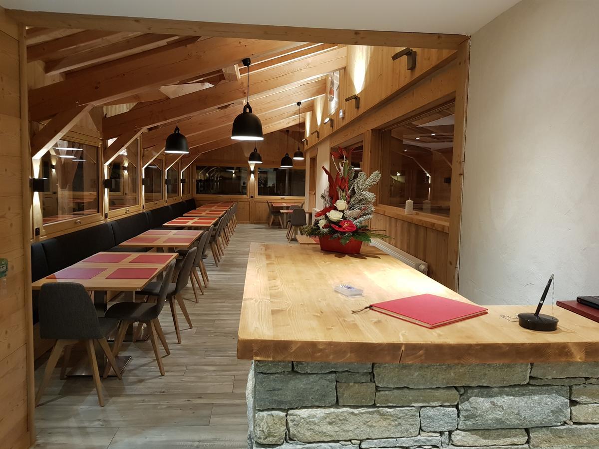 Alpen Roc Hotel Morzine Exterior photo
