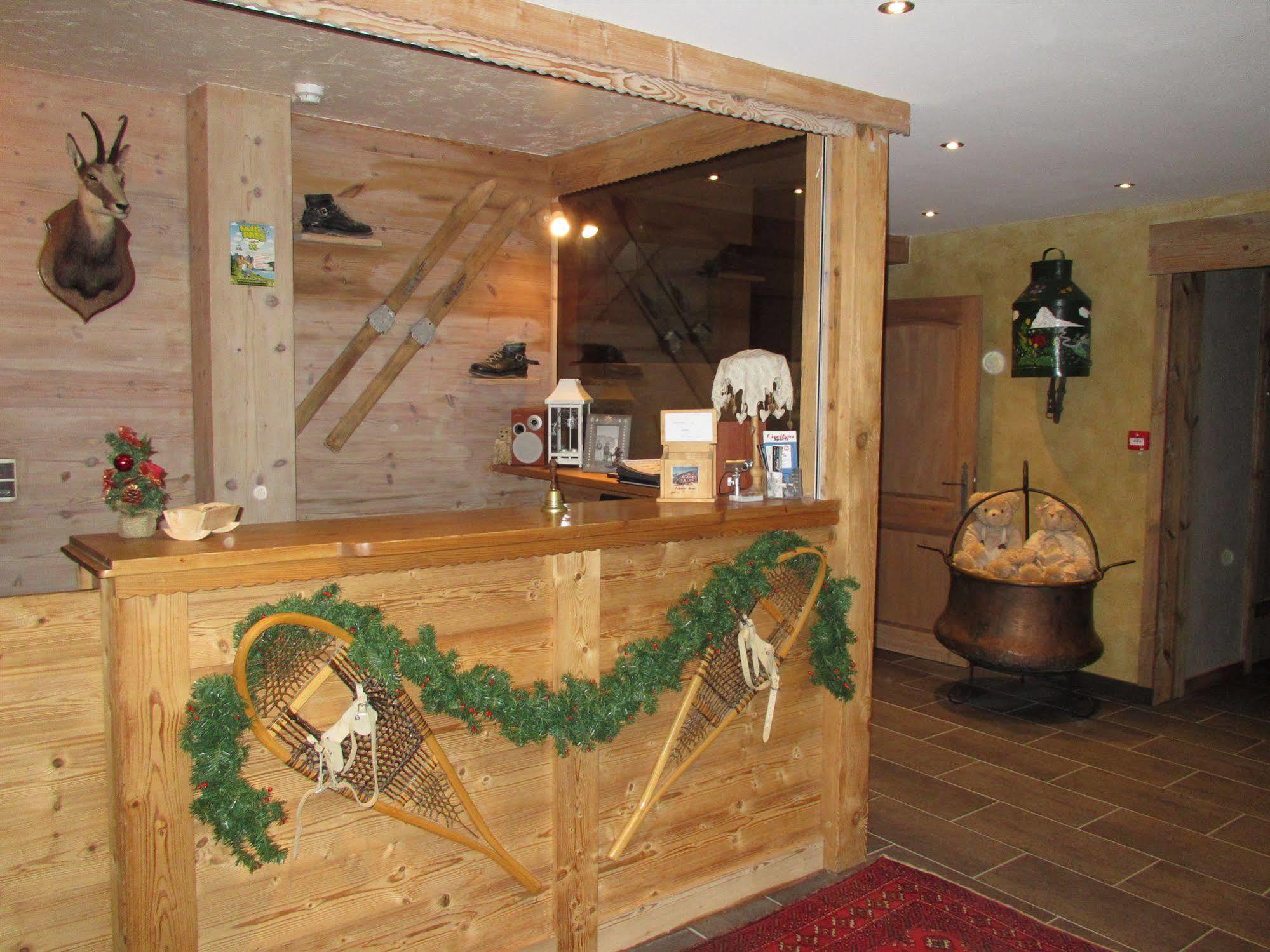 Alpen Roc Hotel Morzine Exterior photo